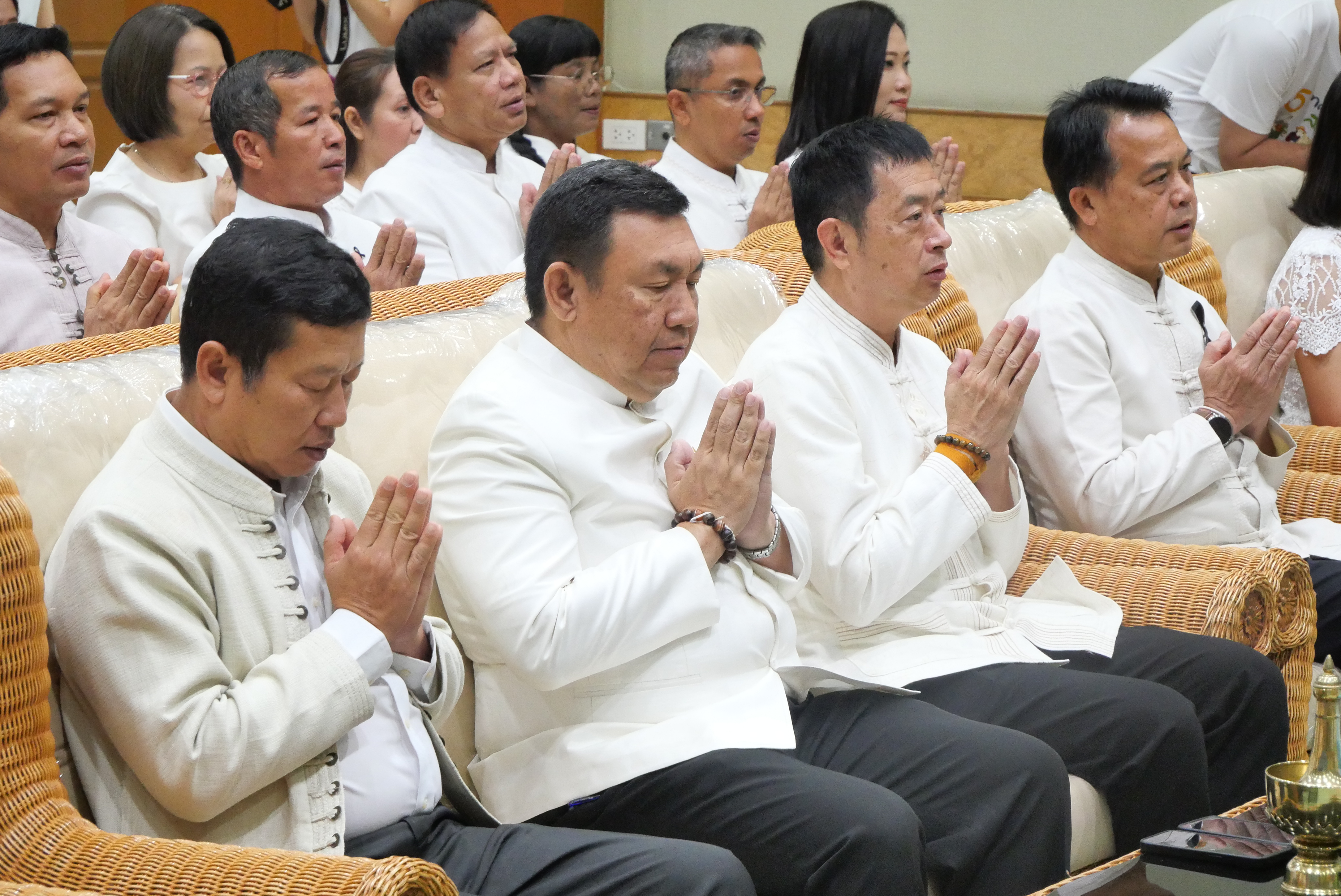 title - ส.ป.ก. จัดพิธีทำบุญถวายภัตตาหารเช้าแด่พระสงฆ์ เนื่องในโอกาสต้อนรับปีใหม่ พ.ศ. 2569